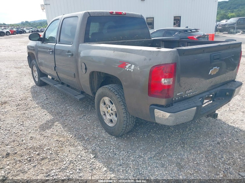 2008 CHEVROLET SILVERADO 1500 VIN: 2GCEK133281223605