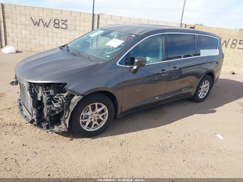 Vin: 2c4rc1bg5pr601886, lot: 43102740, chrysler pacifica touring l 20232