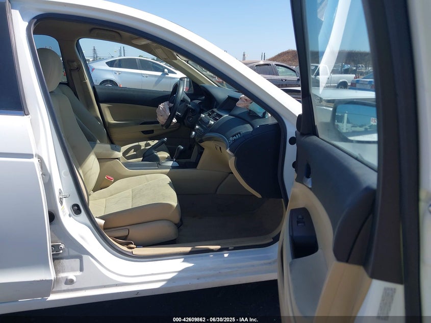 2012 HONDA ACCORD VIN: 1HGCP2F48CA161887