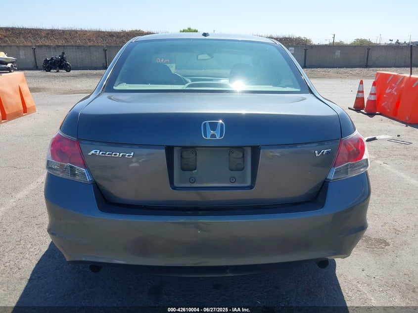 2008 HONDA ACCORD VIN: 1HGCP36838A009113