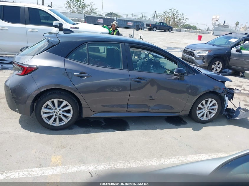 2023 TOYOTA COROLLA SE - JTND4MBE9P3196868