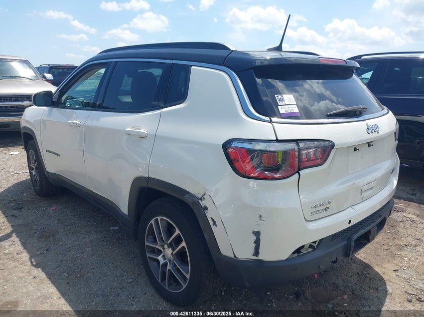 VIN 3C4NJDBB6JT154211 2018 JEEP COMPASS LATITUDE 4X4