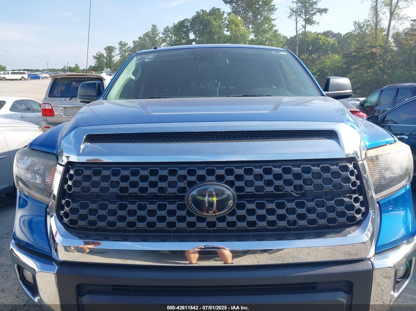 2018 TOYOTA TUNDRA SR5 5.7L V8 - 5TFRY5F10JX242552