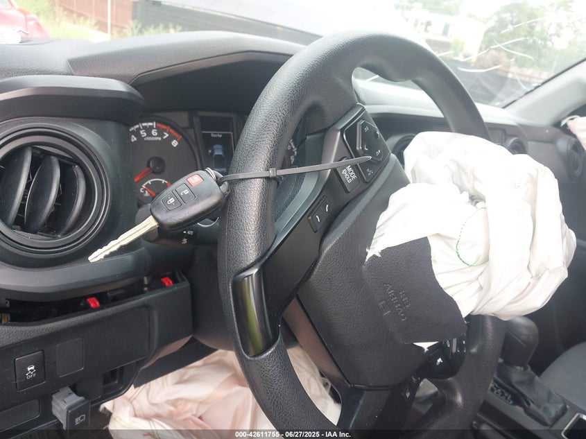 VIN 3TYSZ5AN2NT075782 2022 TOYOTA TACOMA SR V6