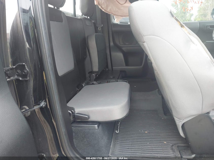 VIN 3TYSZ5AN2NT075782 2022 TOYOTA TACOMA SR V6