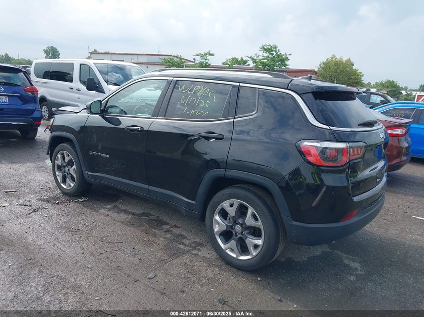 VIN 3C4NJCCB4KT675681 2019 JEEP COMPASS LIMITED FWD