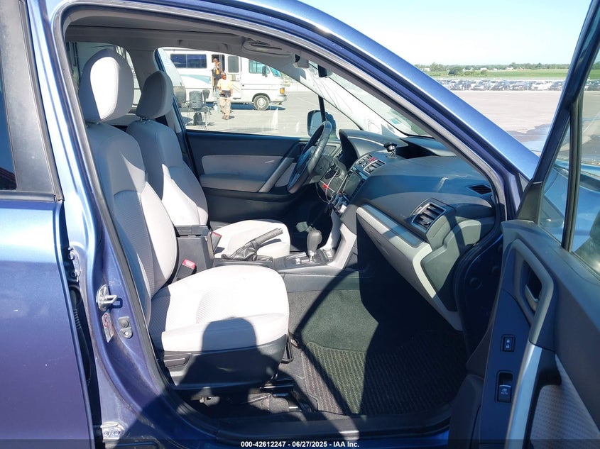 VIN JF2SJAEC3HH406948 2017 SUBARU FORESTER 2.5I PREMIUM