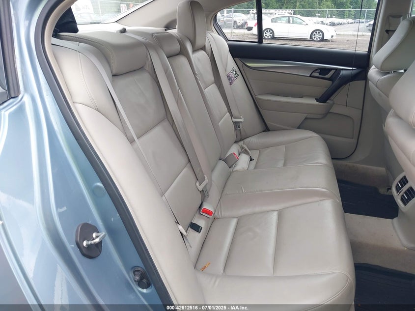 2011 ACURA TL VIN: 19UUA8F20BA002612