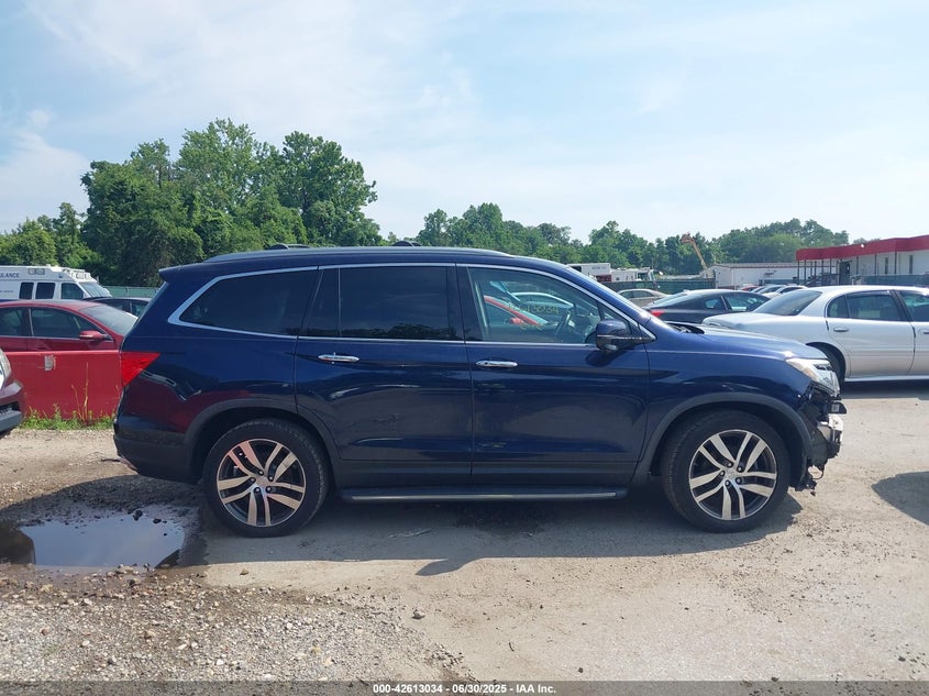 2017 HONDA PILOT TOURING - 5FNYF6H92HB037071
