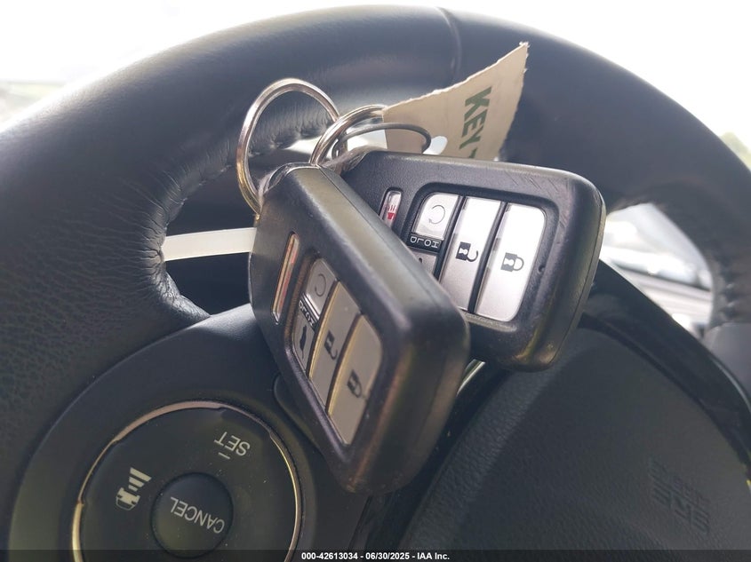 2017 HONDA PILOT TOURING - 5FNYF6H92HB037071