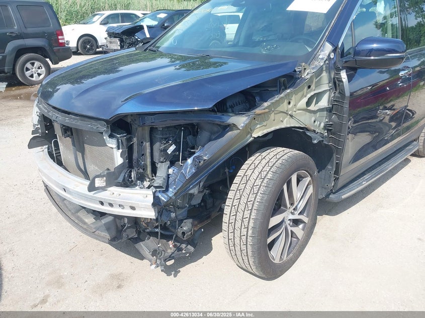 2017 HONDA PILOT TOURING - 5FNYF6H92HB037071