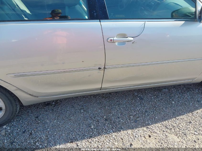 2002 Toyota Camry Xle V6 VIN: 4T1BF30K42U035528 Lot: 42613240