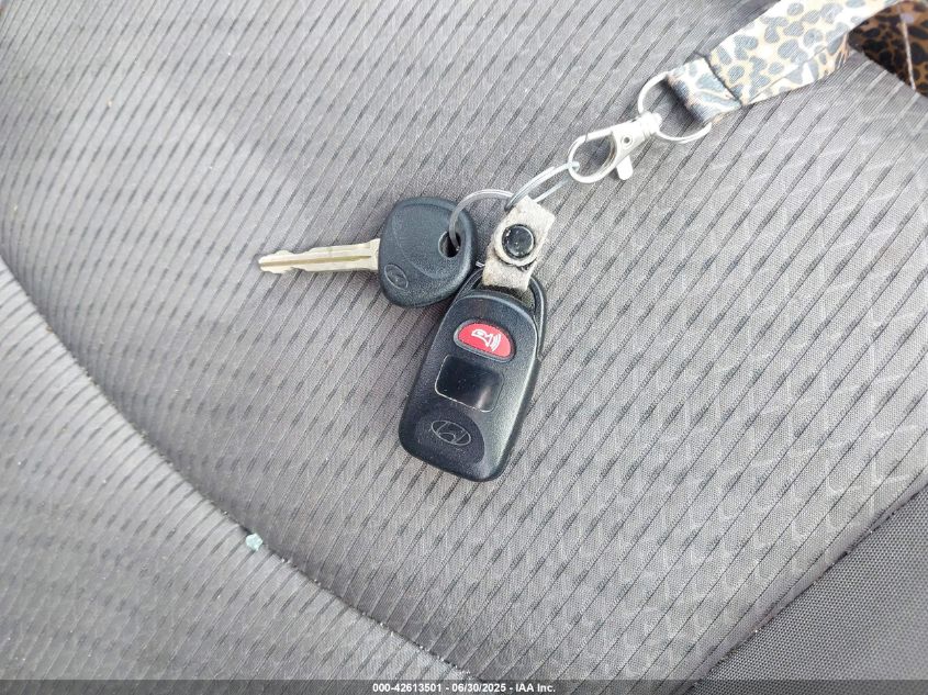 2013 Hyundai Elantra Gs VIN: KMHDH6AE2DU000390 Lot: 42613501