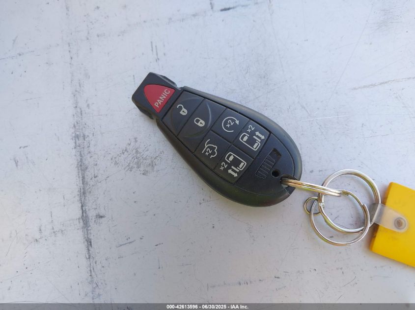 2013 Chrysler Town & Country Limited VIN: 2C4RC1GG0DR681604 Lot: 42613596