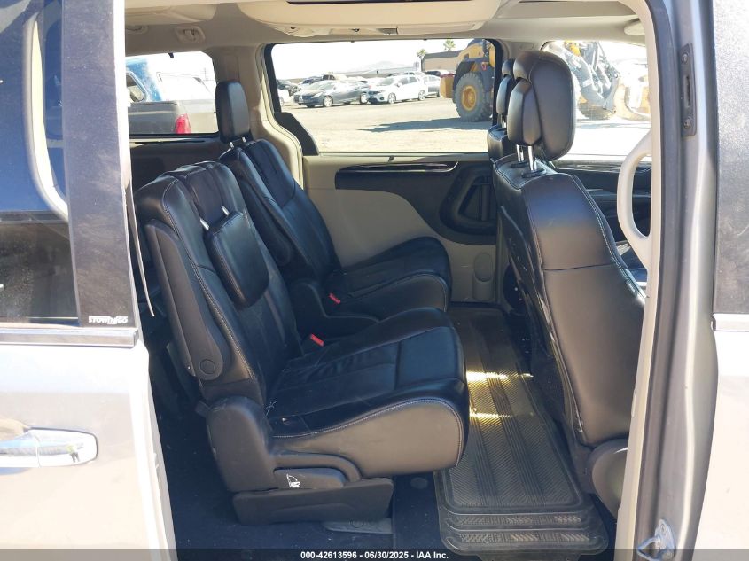 2013 Chrysler Town & Country Limited VIN: 2C4RC1GG0DR681604 Lot: 42613596