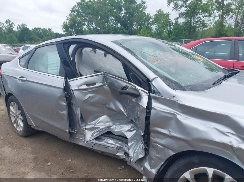 2020 Ford Fusion Se VIN: 3FA6P0HDXLR261983 Lot: 42613715