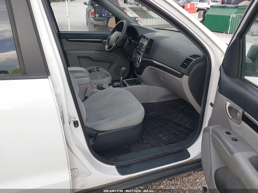 2009 HYUNDAI SANTA FE VIN: 5NMSG73D49H243660