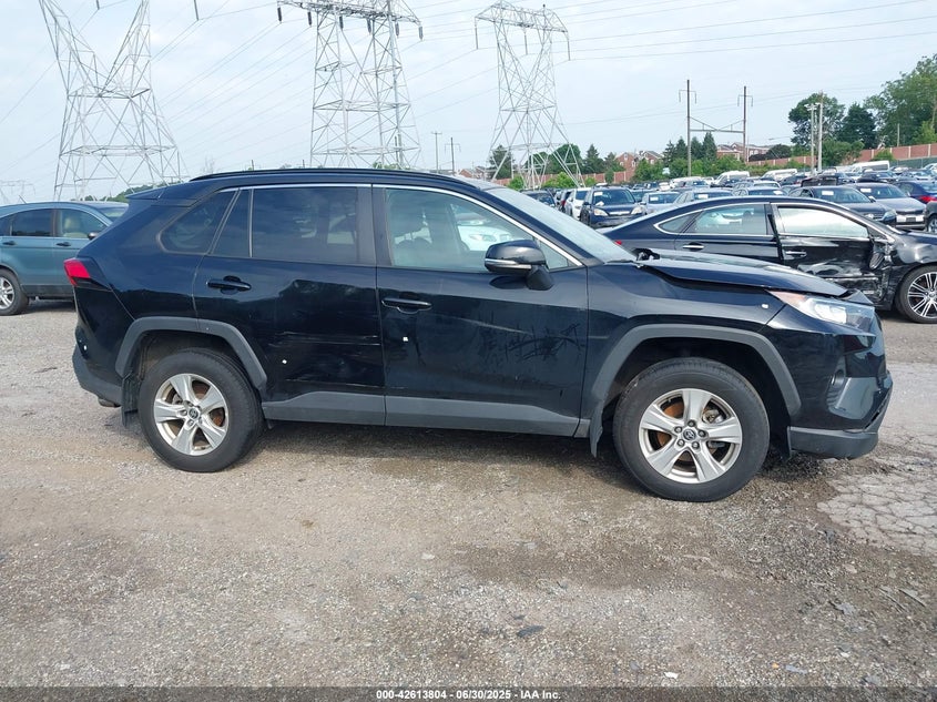 2021 TOYOTA RAV4 XLE - 2T3P1RFV5MW228015