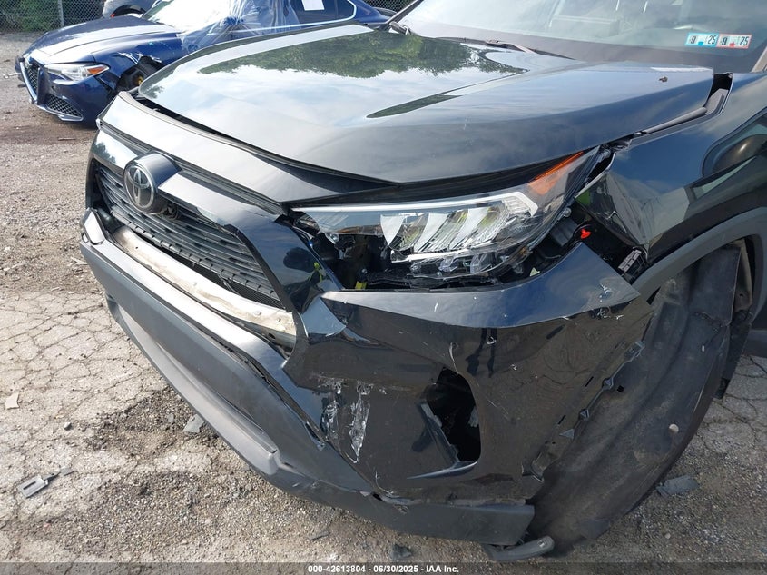 2021 TOYOTA RAV4 XLE - 2T3P1RFV5MW228015