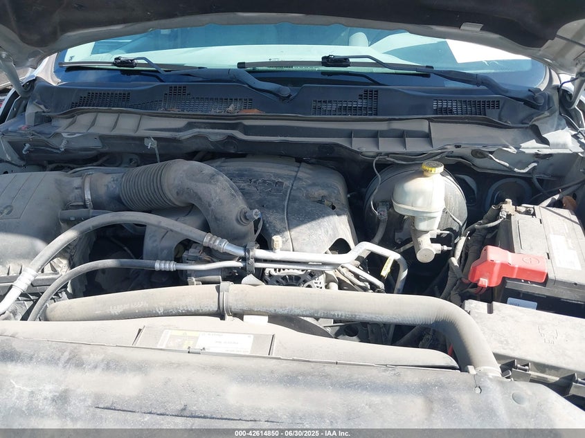 2016 RAM 1500 SLT - 1C6RR6TT7GS332352