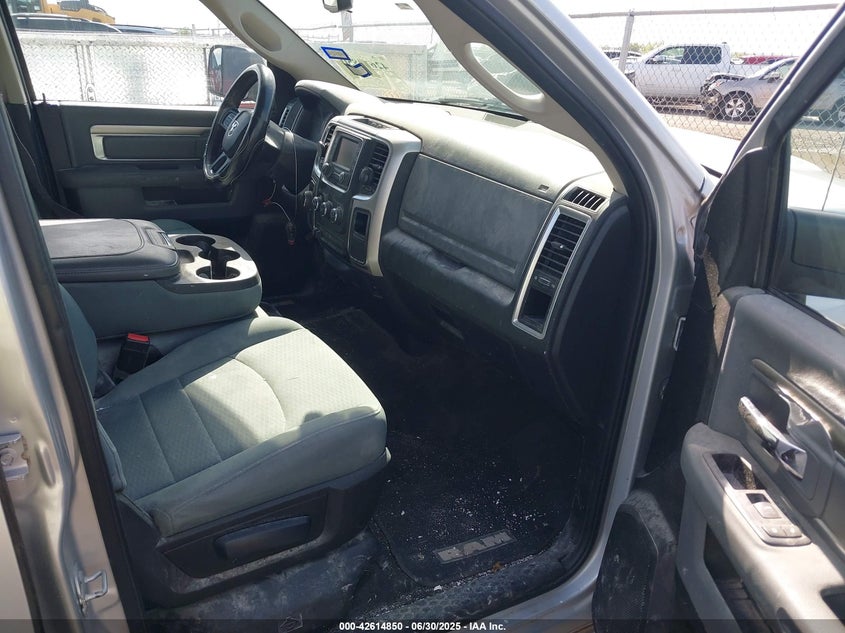 2016 RAM 1500 SLT - 1C6RR6TT7GS332352