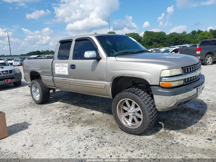 2GCEC19W221178347 2002 Chevrolet Silverado 1500 Ls auction photo 1