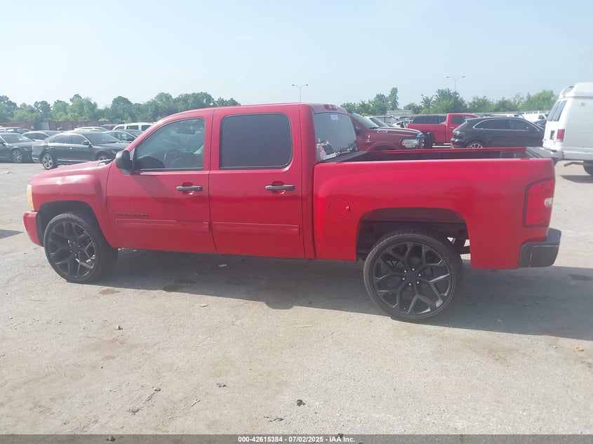 2011 CHEVROLET SILVERADO 1500 VIN: 3GCPCSEA7BG118645