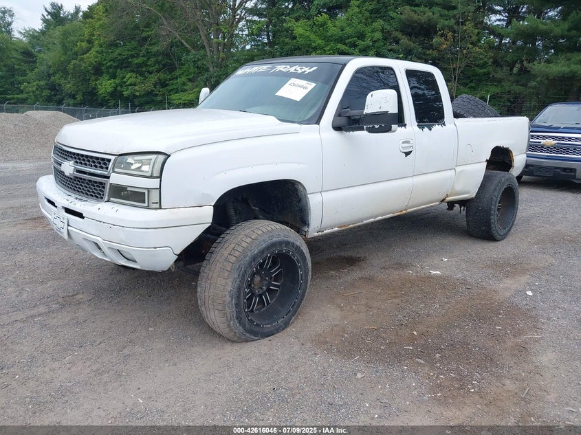 1GCEK19V56Z212935 2006 CHEVROLET SILVERADO photo no. 2