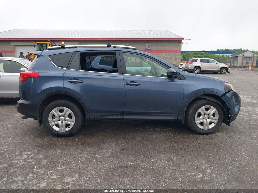 2014 TOYOTA RAV4 LE - JTMBFREV5ED081979