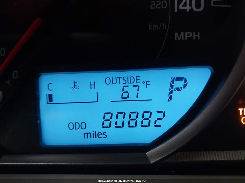 2014 TOYOTA RAV4 LE - JTMBFREV5ED081979