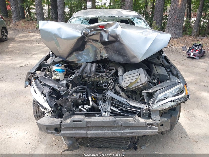 2014 VOLKSWAGEN JETTA 2.0L S - 3VW2K7AJ6EM308312