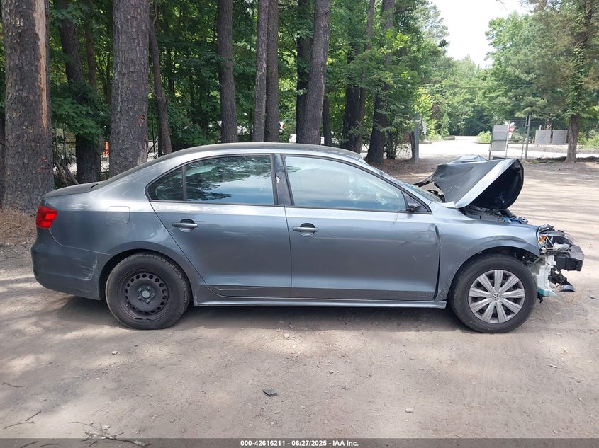 2014 VOLKSWAGEN JETTA 2.0L S - 3VW2K7AJ6EM308312