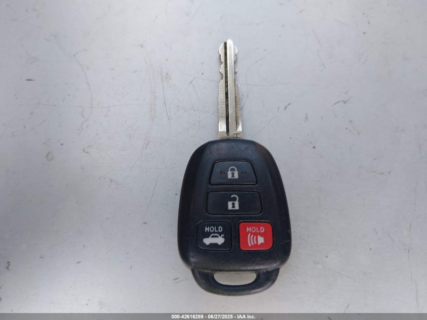 2014 TOYOTA COROLLA VIN: 5YFBURHE1EP081590