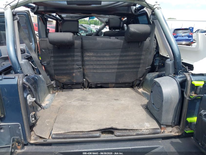 2007 Jeep Wrangler Unlimited Rubicon VIN: 1J8GA69127L154818 Lot: 42616443