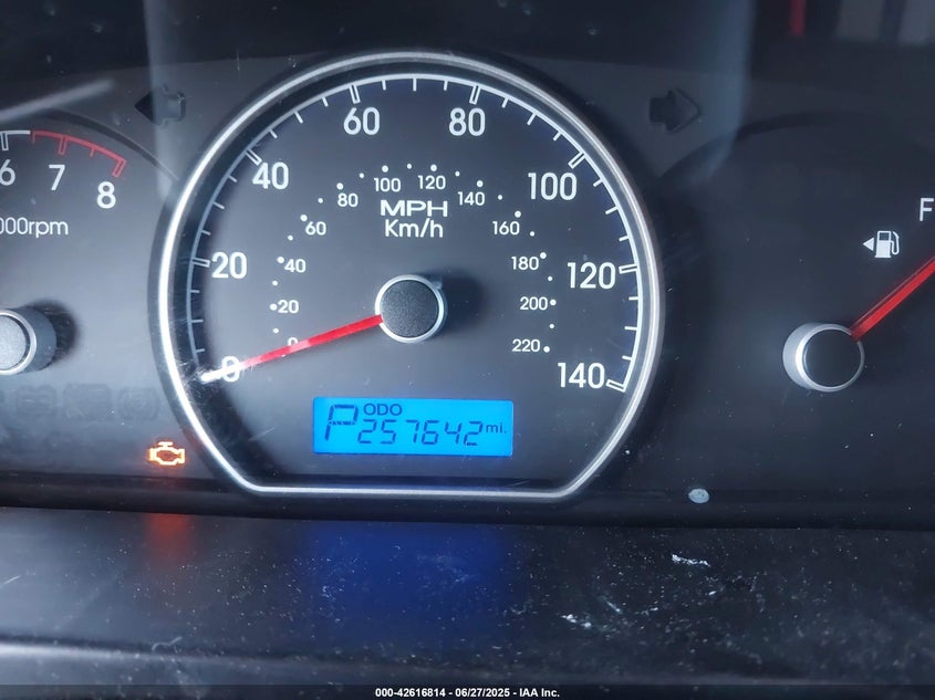 2010 HYUNDAI ELANTRA VIN: KMHDU4AD5AU957566