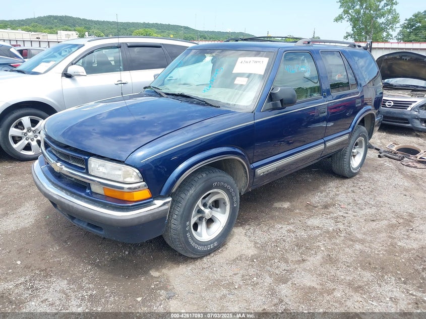 2000 Chevrolet Blazer Lt blue other gasoline 1GNCS13W7Y2137022 photo #3