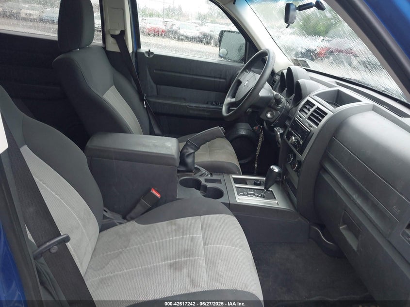 2007 DODGE NITRO VIN: 1D8GU28K67W720576