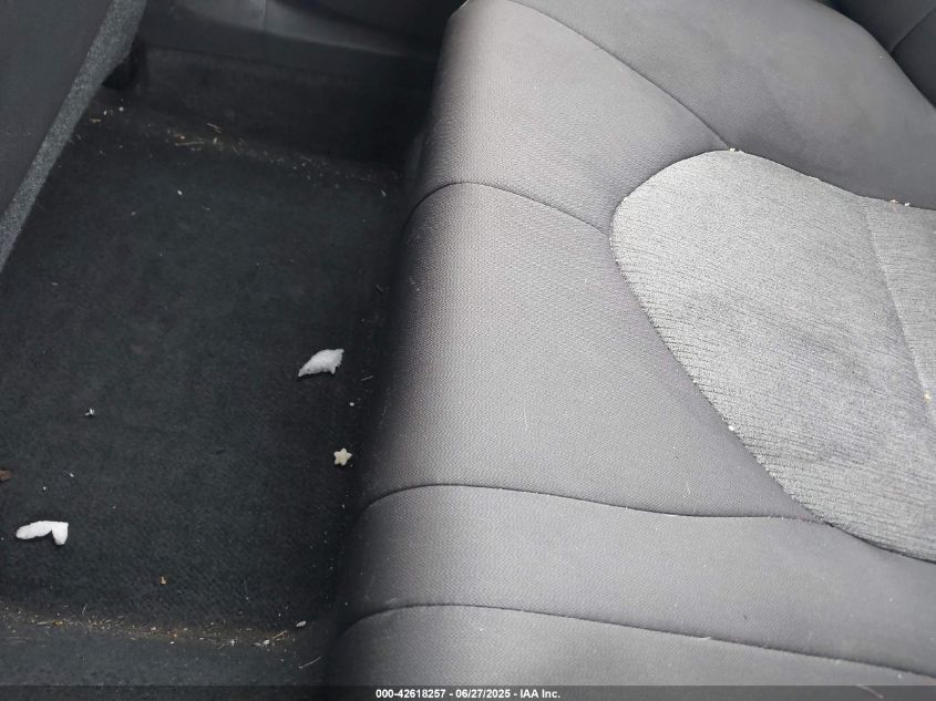 2019 Toyota Camry Le VIN: 4T1B11HK7KU245287 Lot: 42618257