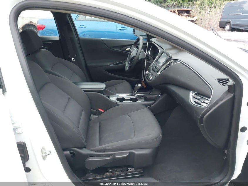 2018 CHEVROLET MALIBU LT - 1G1ZD5ST7JF136892