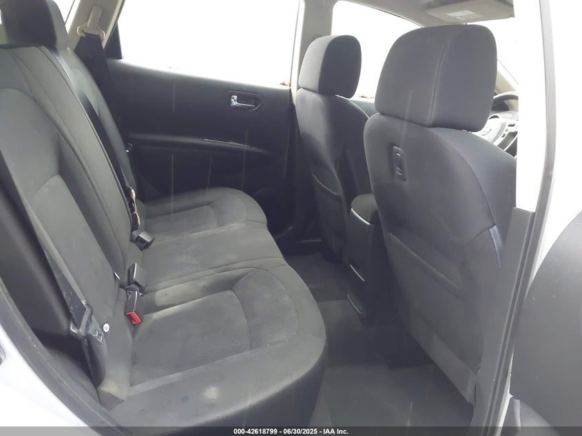 2015 NISSAN ROGUE SELECT VIN: JN8AS5MT7FW670610
