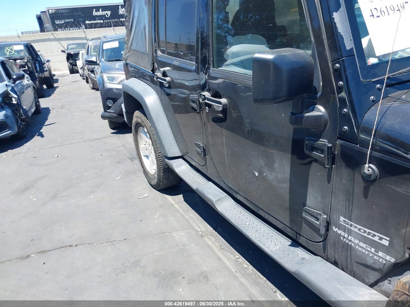 2017 JEEP WRANGLER UNLIMITED SPORT 4X4 - 1C4HJWDG1HL551090