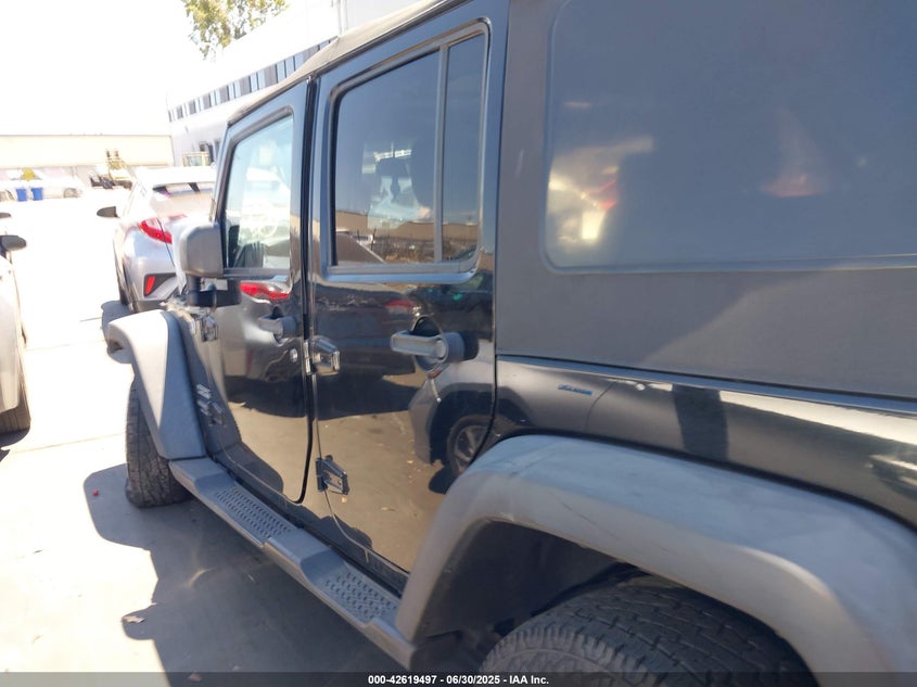 2017 JEEP WRANGLER UNLIMITED SPORT 4X4 - 1C4HJWDG1HL551090