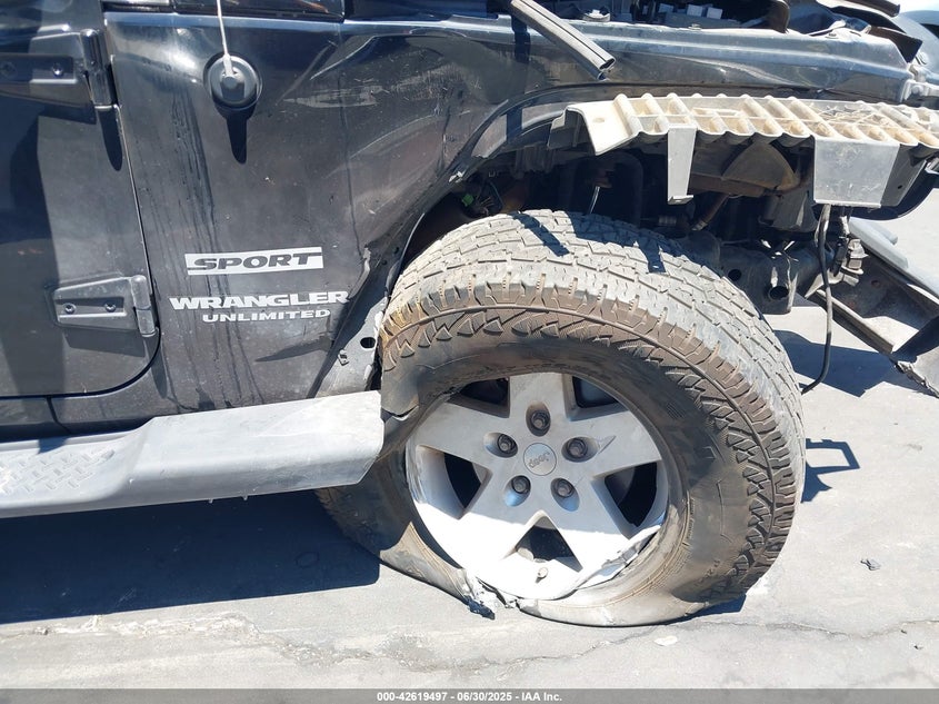 2017 JEEP WRANGLER UNLIMITED SPORT 4X4 - 1C4HJWDG1HL551090