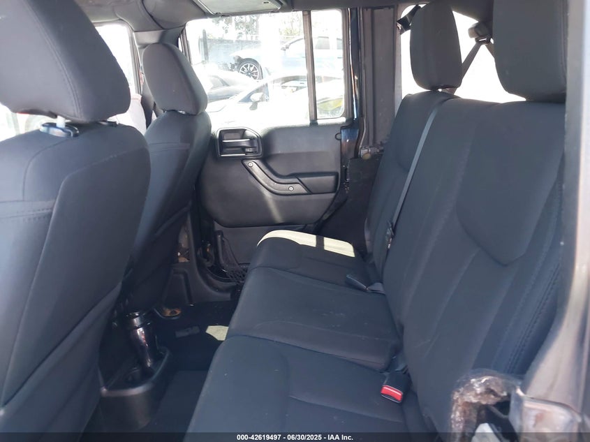 2017 JEEP WRANGLER UNLIMITED SPORT 4X4 - 1C4HJWDG1HL551090