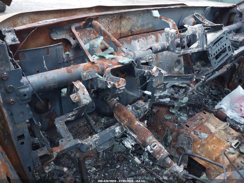 2011 Ford F-350 Chassis Xl VIN: 1FD8W3GT6BEB66592 Lot: 42619959