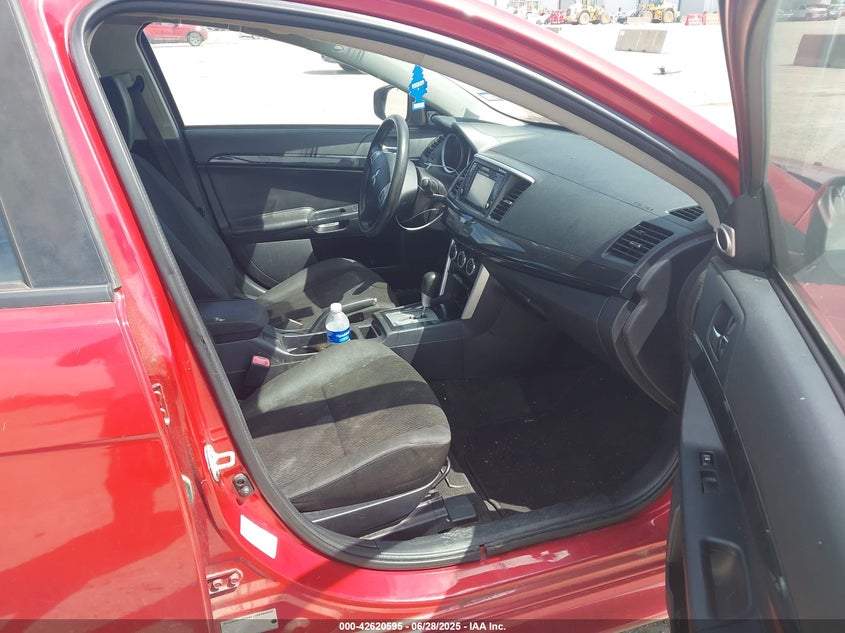 2016 MITSUBISHI LANCER auction photo 5