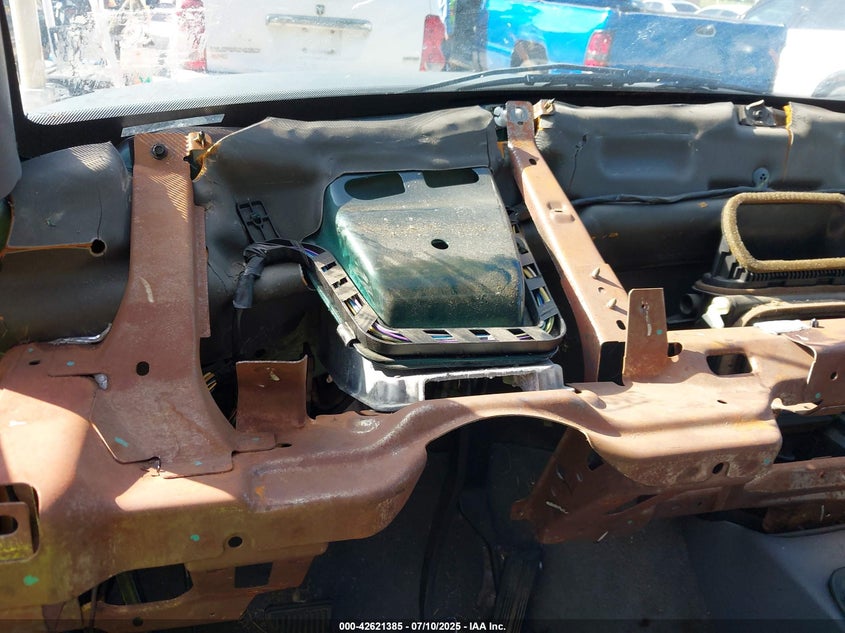 2001 Dodge Ram 1500 VIN: 3B7HC13Y81G788833 Lot: 42621385