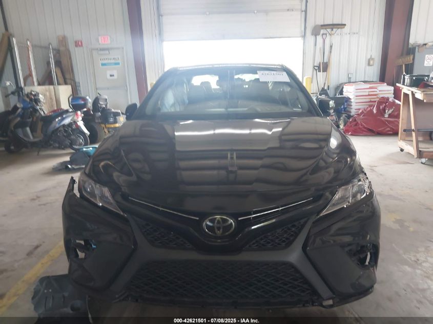 2018 Toyota Camry Se VIN: JTNB11HK7J3044736 Lot: 42621501