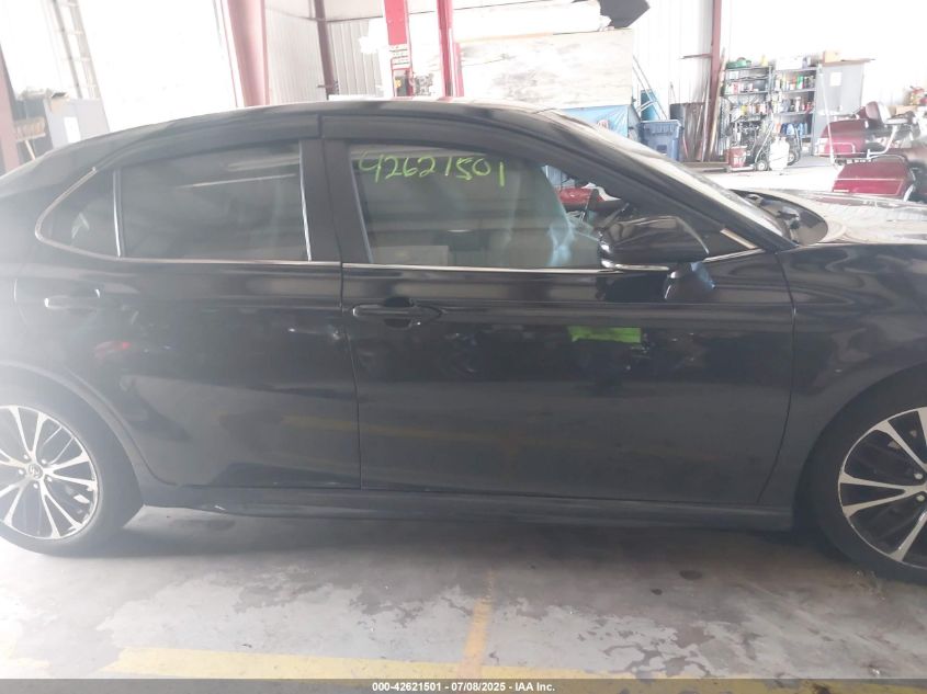 2018 Toyota Camry Se VIN: JTNB11HK7J3044736 Lot: 42621501
