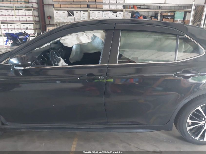 2018 Toyota Camry Se VIN: JTNB11HK7J3044736 Lot: 42621501